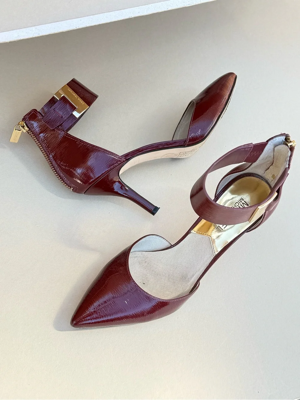 Michael Kors Glossy Burgundy Patent Slingback with Gold Hardware Women Size 7.5